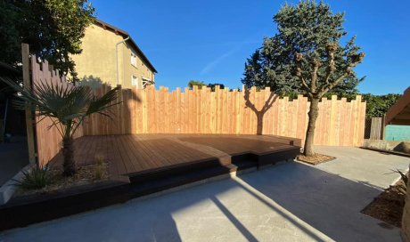 Réalisation d’une terrasse en bois et bardage à Vindry 